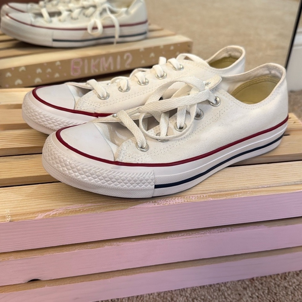 Converse Red, White, and Blue just in time for July 4th 🇺🇸🇺🇸